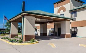 Quality Inn & Suites Altoona - Des Moines